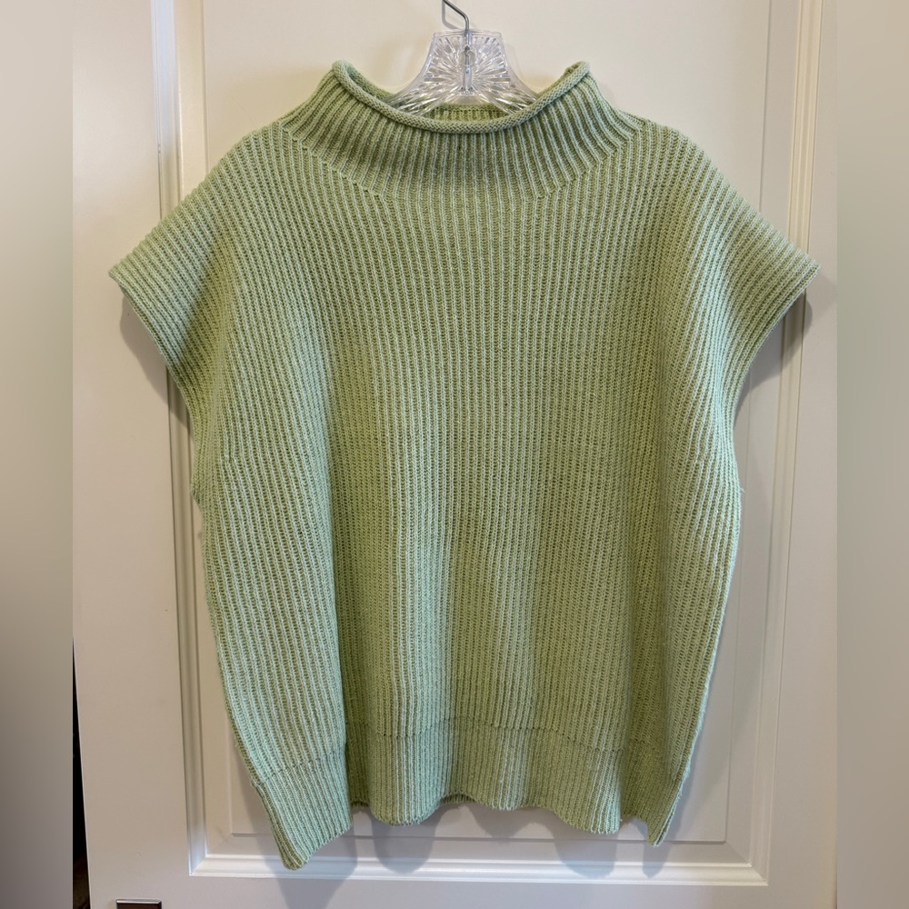 Le Lis Collection Boutique Sweater